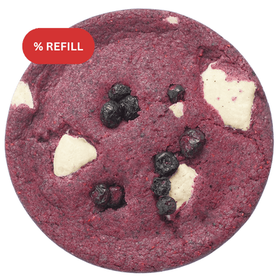 Blueberry White Choc Cookie von Deichkeks – veganer Cookie mit Blaubeeren und weißer Schokoladenalternative auf Mandelbasis, erhältlich im Refill